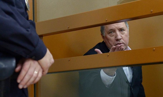 С экс-главкома Сухопутных войск Владимира Чиркина преждевременно сняли судимость