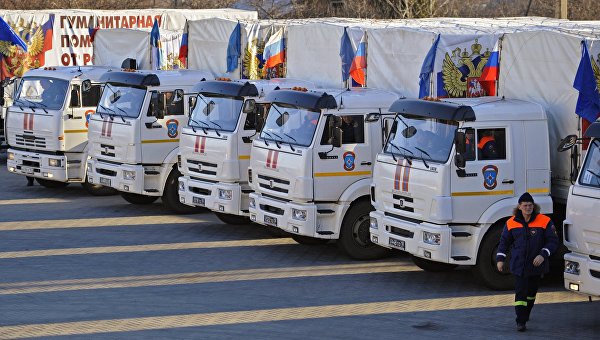 МЧС РФ направило в Донецк и Луганск 55 автоколонну с гуманитарной помощью