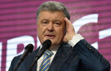 Экстремист Порошенко* идёт за деньгами: хочет возглавить «правительство единства» на Украине: правда или слухи?