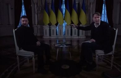 Свет погас, а спектакль продолжился: Зеленский играет на эмоциях украинцев