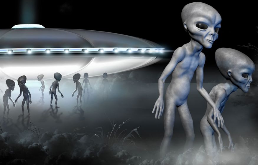 Инопланетяне прячутся на Энцеладе? Северный полюс оказался «жарким» местом