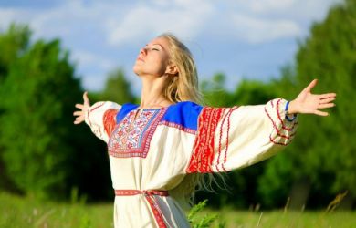 Это позор и предательство. Вслед за "крестопадом" убрали "русский" из толкового словаря