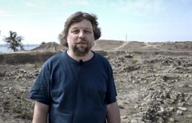 Польша держит под арестом учёного Эрмитажа: Киев требует экстрадиции за Крым