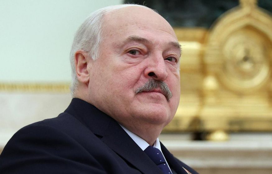 «Полное обрушение фронта. Украина исчезнет. Жгли людей, затыкали рот русскоязычному населению»: Лукашенко