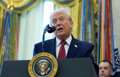 ШОК! Трамп душит Венесуэлу блокадой: отнимет нефть и земли — Мадуро в ярости!