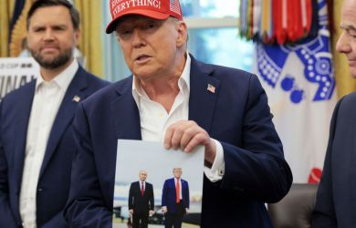 Трамп повесил в Белом доме фото с Путиным. Оборона прорвана, бойцы бегут. Белоусов ударил по генералам: главное к утру