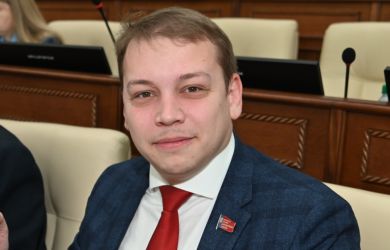 Коммунист Матасов украл 3,2 млн на «Сталин-центр»! Экс-депутат Алтая признался — 5 лет колонии