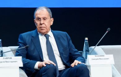 Европа угрожает? Лавров: нападёт — получит ПОЛНЫЙ ОТВЕТ. Россия не шутит