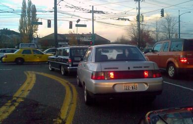 Да что ж такое, народ не тот в, стране. Утильсбор подняли, а АВТОВАЗ так никто и не покупает: Колясников