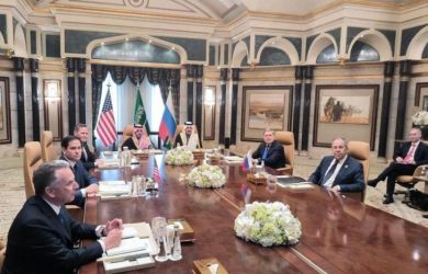 «Свято верят» в переговоры с США? Элиты готовят ловушку Путину, как Ирану? — Колясников