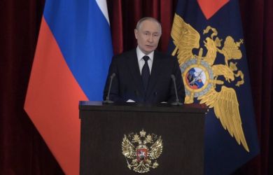 Путин призвал бить по коррупции без скидок на должности. О чем еще говорил глава РФ?