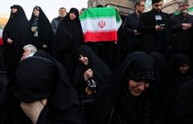 Сенсация Ирана: вдова старшего Хаменеи чудесным образом выжила, а преемник вышел на связь с траурным заявлением