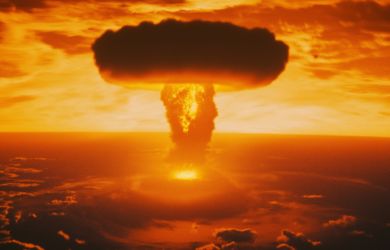 Скандал в ООН: высокопоставленный чиновник уволокся в отставку — США и Израиль готовят ядерную бойню