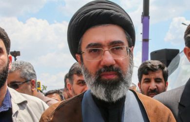 Лицо изуродовано, ноги травмированы: куда пропал верховный лидер Ирана Моджтаба Хаменеи