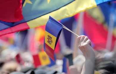 «Они незаконны»: Молдова потребовала выдворения российских командиров из Приднестровья