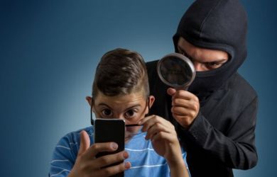 В Госдуме бьют тревогу: Минцифры хочет контролировать смартфоны россиян