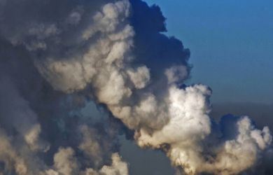 База США в Британии охвачена огнём. Там стоят бомбардировщики, задействованные в операциях на Ближнем Востоке