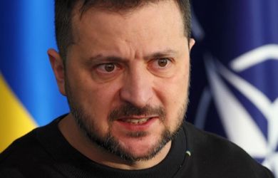 Зеленский — чемпион по воровству? Правительство врёт о бедности. Президент приказал готовиться к войне: главное к 21:00