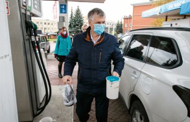 Общественник Дмитрий Василец призвал власти сказать людям правду о топливе
