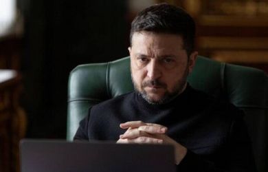 Кошмар в Кронштадте. После налёта Зеленского горят склады, людей эвакуируют, фестиваль отменён — это было лишь начало?
