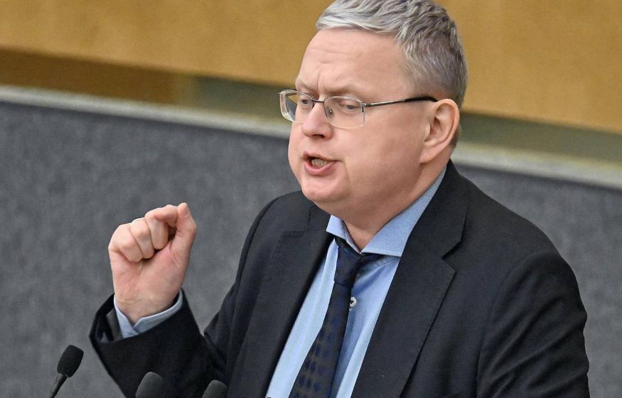 Делягин неожиданно согласился с Зеленским: «Действительно, пора принять решение о завершении СВО»