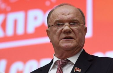 «Отобрать, а не поделить»: Зюганов хочет конфисковать депозиты, а эксперты напоминают о выведенных триллионах и 90-х
