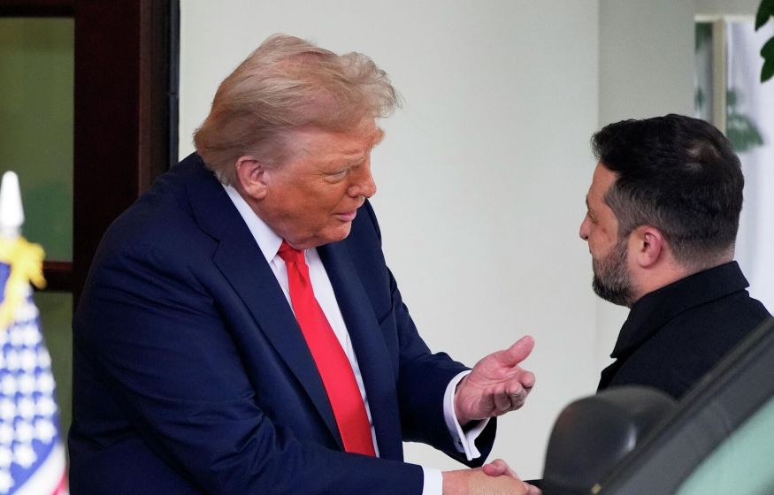 Трамп дал секретный приказ Зеленскому: «Будь смелее с Путиным, бей вглубь России» — СМИ