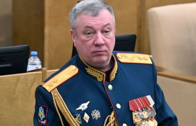 «Топливо есть, но у властей на местах, к сожалению нет мозгов»: Гурулев не сдержался: главное к 21:00