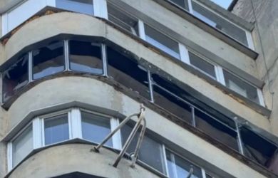 Опасный налет: дроны повредили дома и ранили людей в Курске и Белгороде