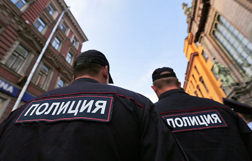 «Вчерашним мигрантам не место в полиции. Они защищают своих земляков и диаспоры» — в Госдуме забили тревогу