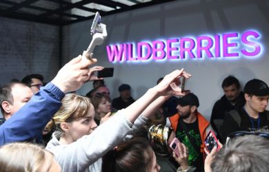 Атаки на склады Wildberries: продавцы перейдут на другие площадки, а цены вырастут независимо от ударов. Мнение эксперта
