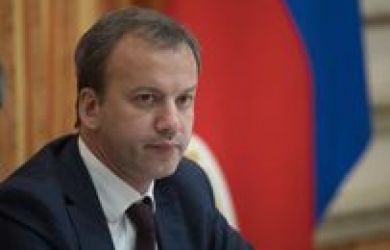 Он лишил нас флага и отстранил шахматистов, но это его не спасло. Дворкович попал под санкции ЕС