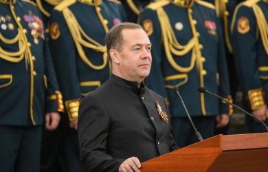 «Украина — таран, а Запад мечтает уничтожить нас»: жёсткие заявления Медведева о СВО и противниках