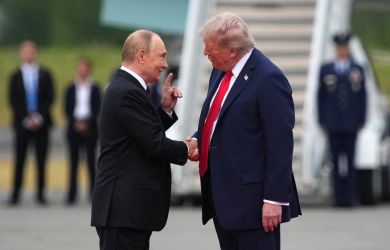 «Ему очень понравился»: Трамп получил неожиданный подарок от Путина