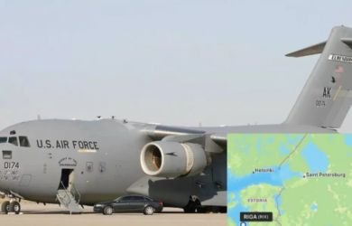 Вот это поворот: американский военный самолет приземлился во Внуково. Что происходит?