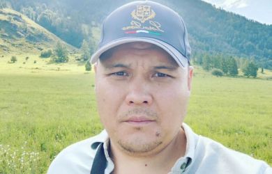 «Убьём русских сейчас» — слова украинского посла, которые опубликовал националист-казах. А пророссийских блогеров сажают