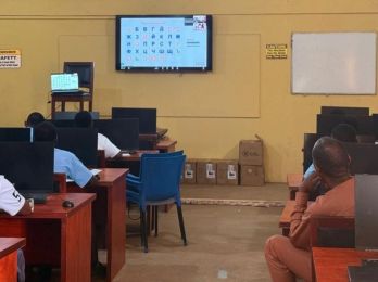 Молодёжь Ганы с энтузиазмом изучает русский язык