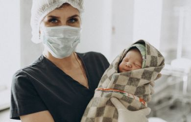 Пошли против курса Путина. Оптимизация медицины продолжается. Какая может быть демография?