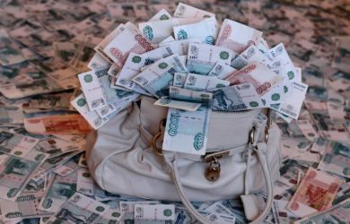 Не держи всё дома: Эксперт рассказал как россиянам совмещать наличные и проценты по вкладам